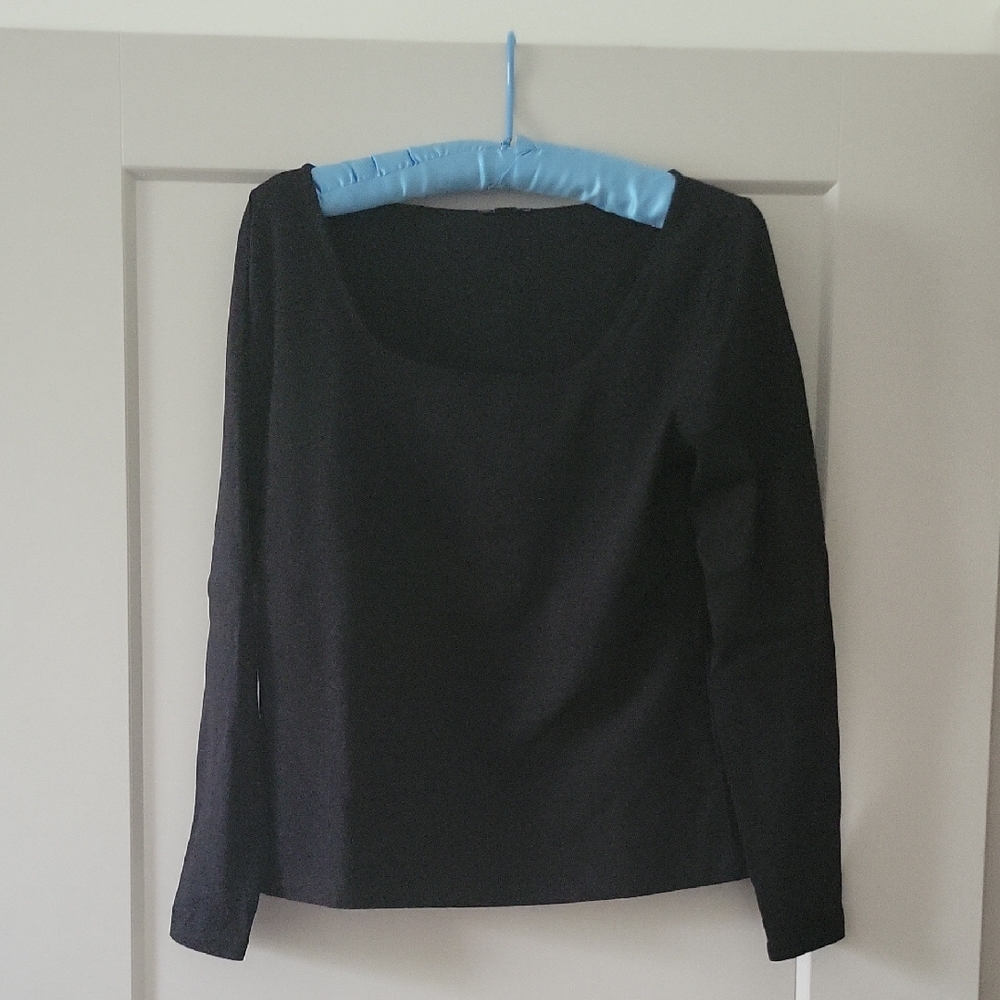 Ann Taylor Black Long-Sleeve Top
